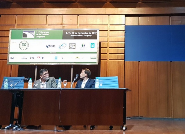 Presentation of Safe System at the Uruguayan Road Congress